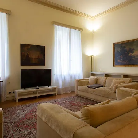 N10, Luxury Apartment
