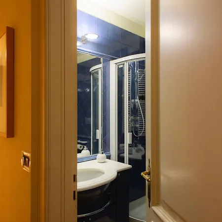 N10, Luxury Apartment