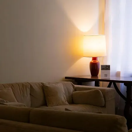 N10, Luxury